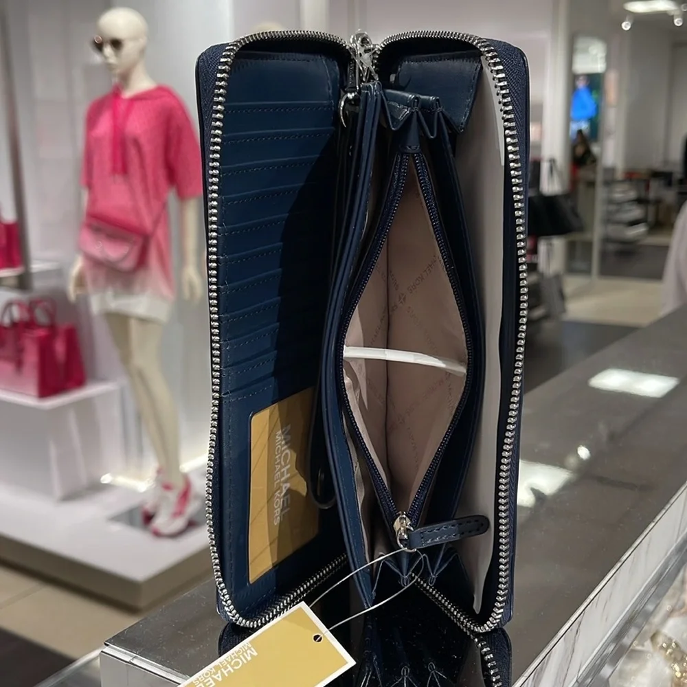 MICHAEL KORS Continental Wristlet Phone Case Wallet Navy NWT